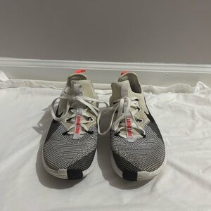 Nike Free TR8 Sneakers